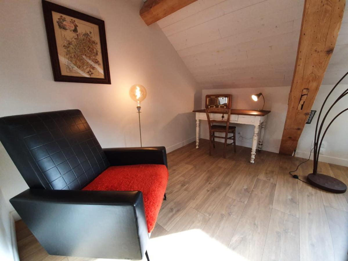 La Fontaine Des Amis Apartment Гап Екстериор снимка